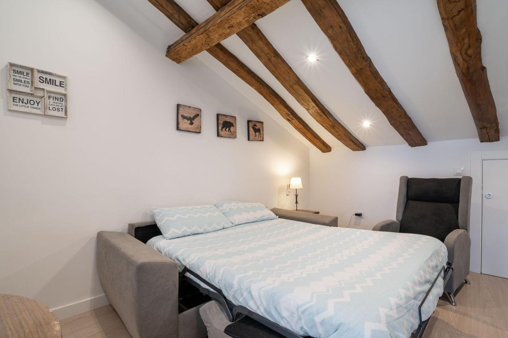 Rf Home Plaza Mayor Леон Екстериор снимка