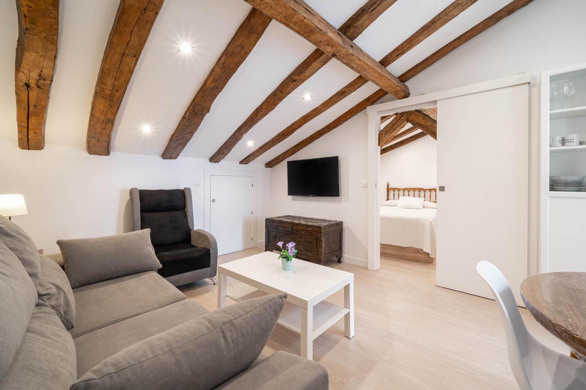 Rf Home Plaza Mayor Леон Екстериор снимка